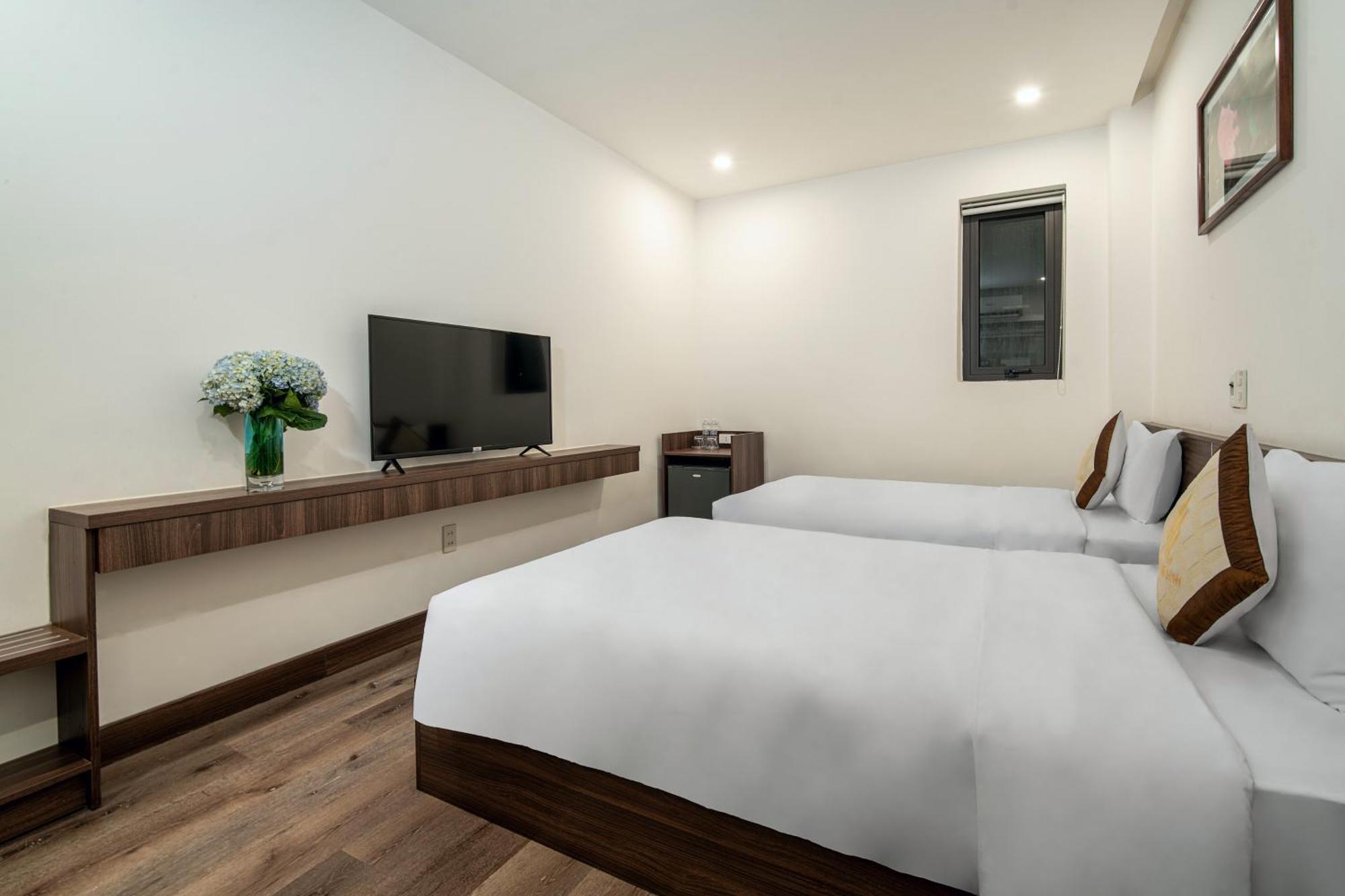 Hoang Linh Riverside Hotel Danang Екстер'єр фото