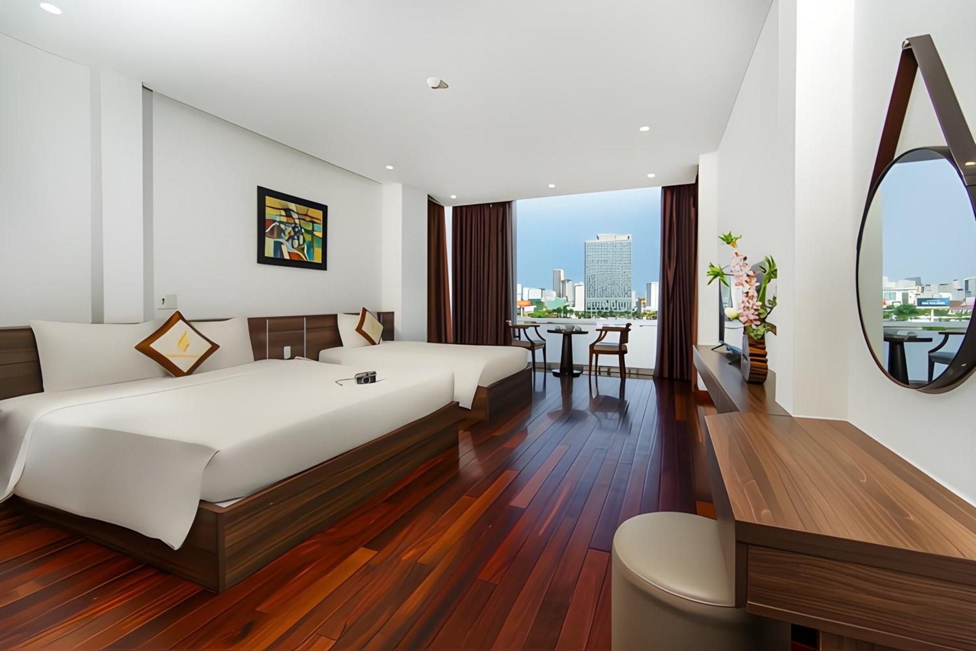 Hoang Linh Riverside Hotel Danang Екстер'єр фото