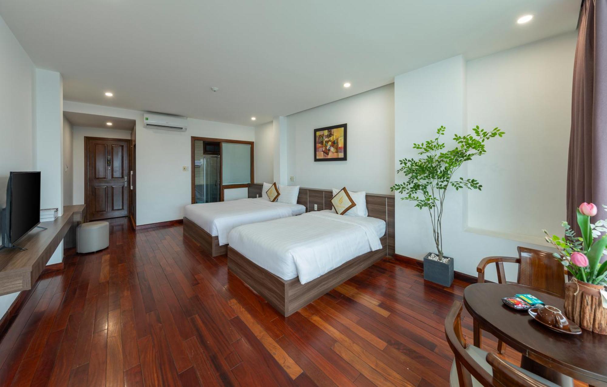 Hoang Linh Riverside Hotel Danang Екстер'єр фото